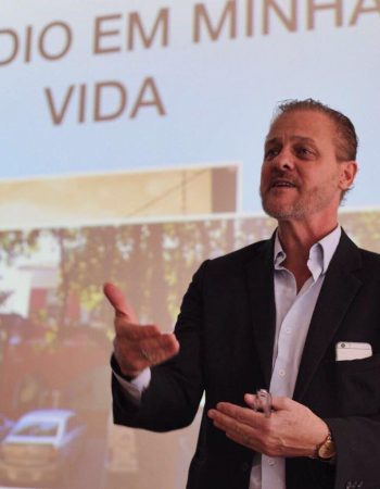 31349702_10215761345330383_1577086663669055488_n